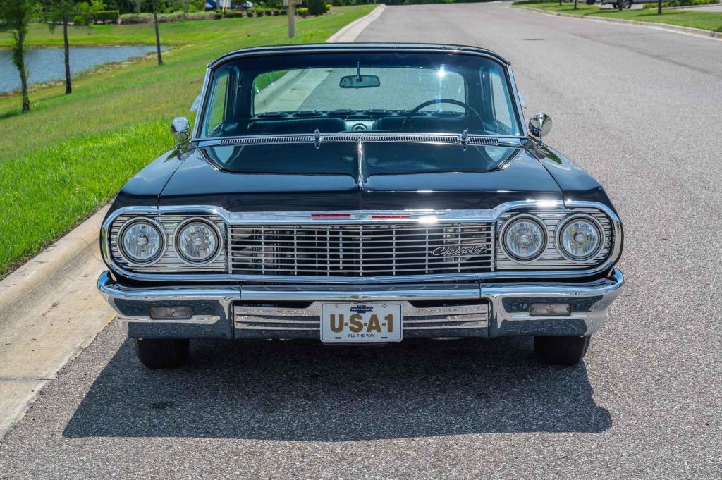 1964 Chevrolet Impala SS Lowrider with Hydraulics