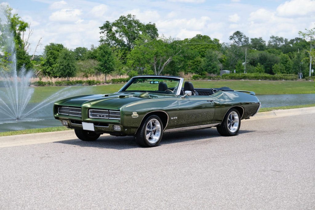 1969 Pontiac GTO 400ci V8 (6.6L)