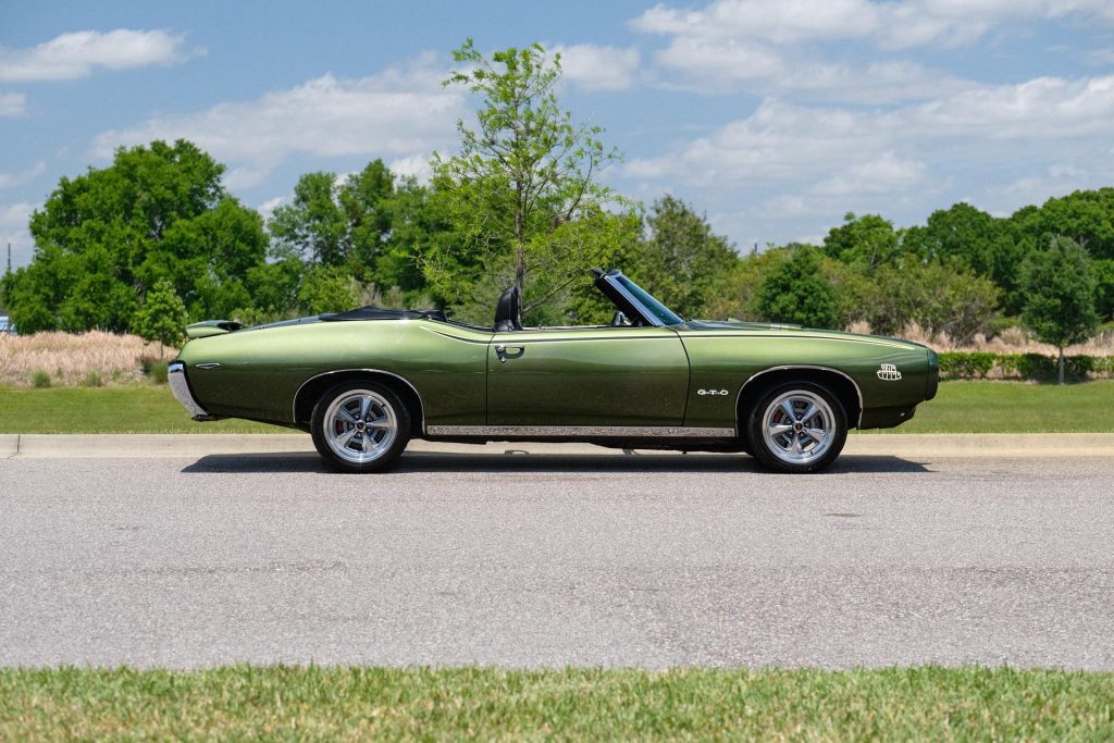 1969 Pontiac GTO 400ci V8 (6.6L)