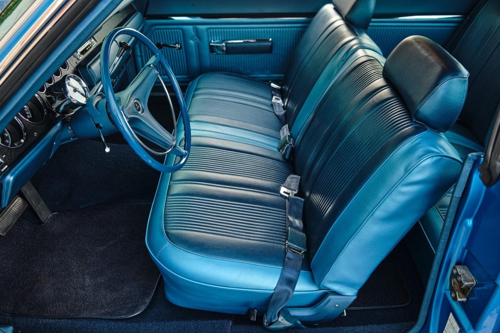 1969 Dodge Super Bee Custom 426 CI Hemi V-8 Engine